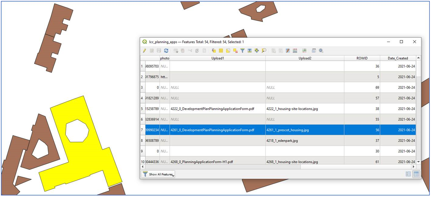 QGIS___Hyperlinking_to_URLs_-_2.PNG